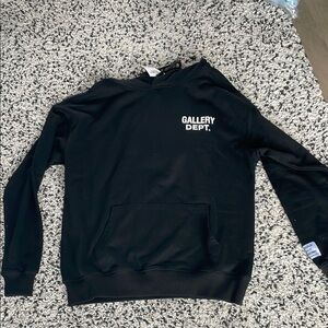 Gallery Dept. Classic Black Pullover